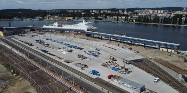 Фото – Польский порт Щецин-Свиноуйсьце вложил в реконструкцию колей $320 млн