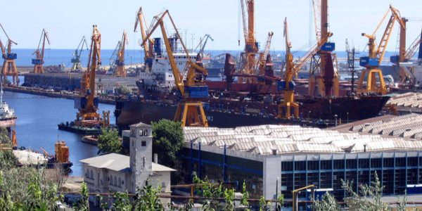 Фото – Румынский порт Констанца в январе-июне нарастил перевалку грузов на 17%