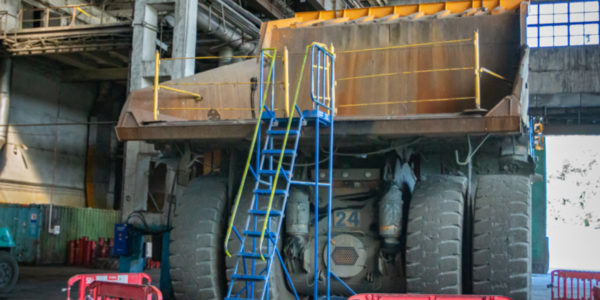 Фото – СевГОК отремонтировал двигатель и грузовую платформу 130-тонного самосвала