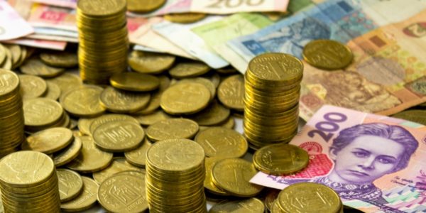 Photo – Ukraine’s payments balance deficit reached $1.9 billion in May