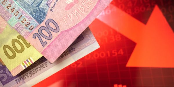 Фото – НБУ ослабил официальный курс гривны на 25% – до 36,57 за доллар
