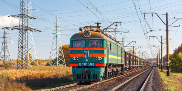 Фото – «Укрзалізниця» з початку червня перевезла 1 млн т залізної руди