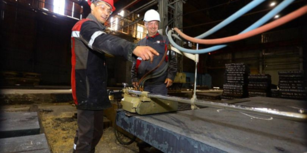 Фото – «Запоріжсталь» від початку року заощадила 900 тис. грн на різці слябів