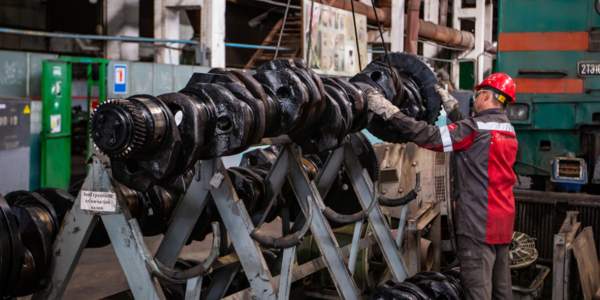 Photo – Overhaul of the locomotive engine was carried out at the Northern Mining
