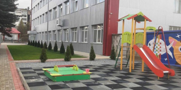 Фото – «АВ метал груп» прихистила 150 родин у шелтерах у різних містах України