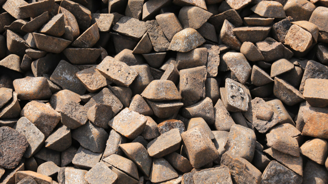 Порно әлемі: Жас әйел куннилингусты, аналингус форумын жақсы көреді