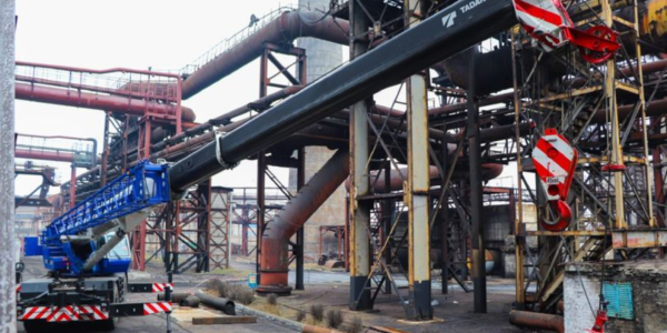 Photo – Kametstal will use a mobile crane from AKHZ during major repairs