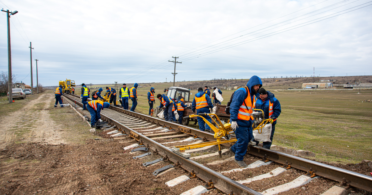 Ukraine will help Moldova build a railway section to the port of Reni