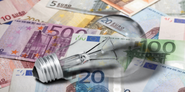 Photo – Electricity prices in Europe fell significantly in April thanks to renewable energy