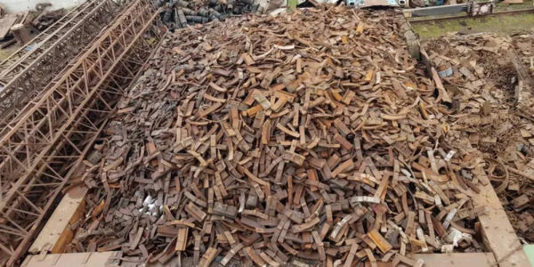 Photo – Ukrainian Railways put up for sale 17 thousand tons of scrap for UAH 113.2 million