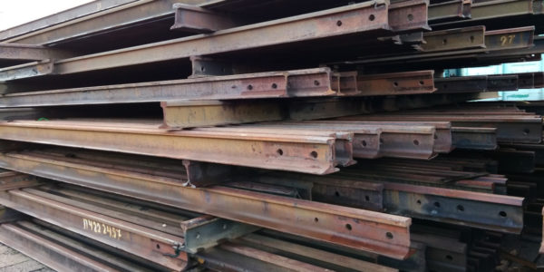 Photo – Ukrainian Railways put up for sale 16.6 thousand tons of scrap for UAH 100.5 million