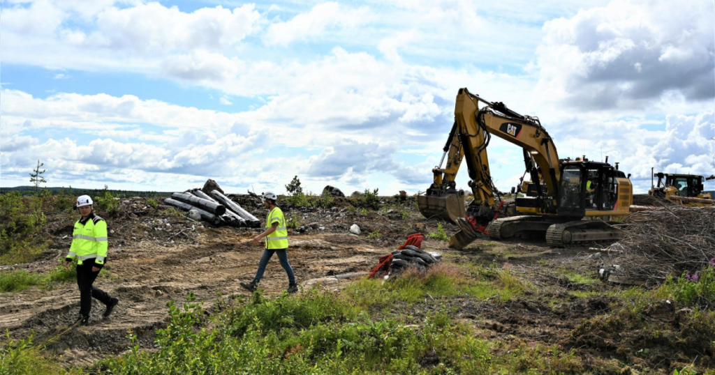 Green steel': Swedish company ships first batch made without using coal, Climate science