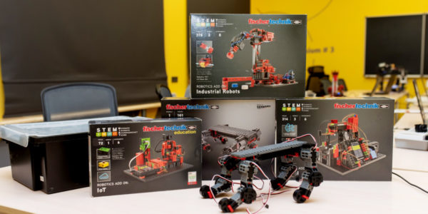 Photo – Interpipe supports education in Dnipro with modern technical equipment