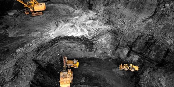 Photo – Business calls for amendments to the draft law on extractive industry waste