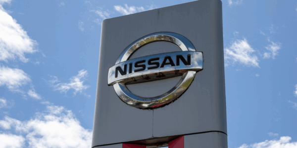 Фото – Nissan закроет семь заводов и сократит 20 тыс. рабочих мест