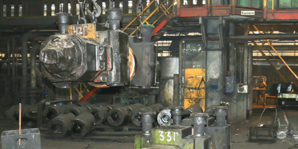 Photo – DMZ plans to produce 6.3 thousand tons of rolled steel during the November campaign