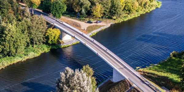 Фото – «Інтерпайп» відвантажив 300 т труб для будівництва мосту в Німеччині