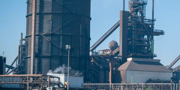 Photo – ArcelorMittal Fos-sur-Mer will resume operations at two blast furnaces in the second half of the year