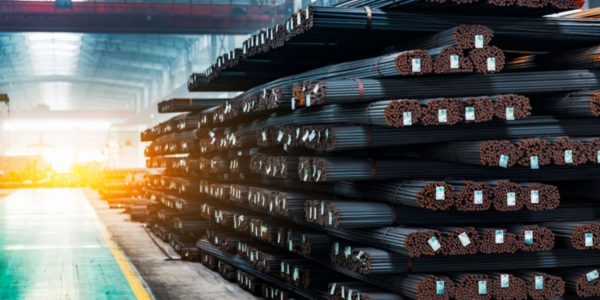Photo – US steel companies are raising prices on long products